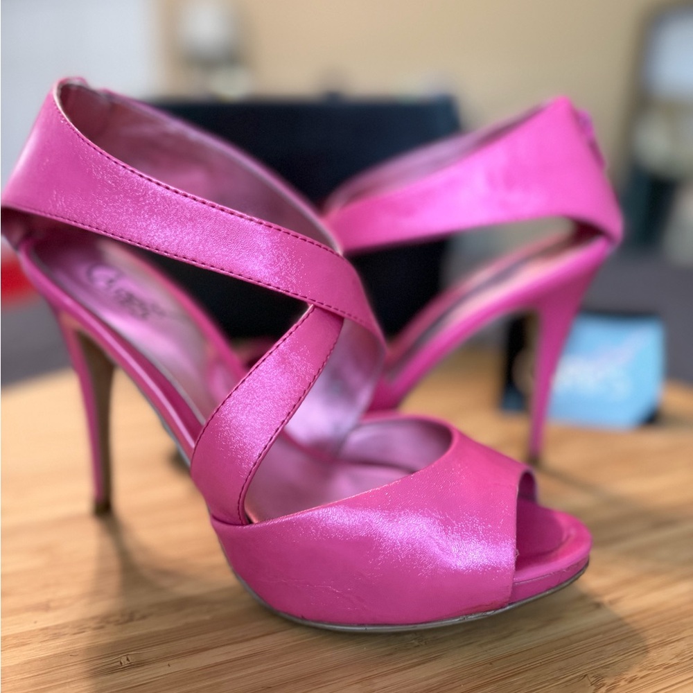 CARLOS Calico Pink Heel Size 7.5